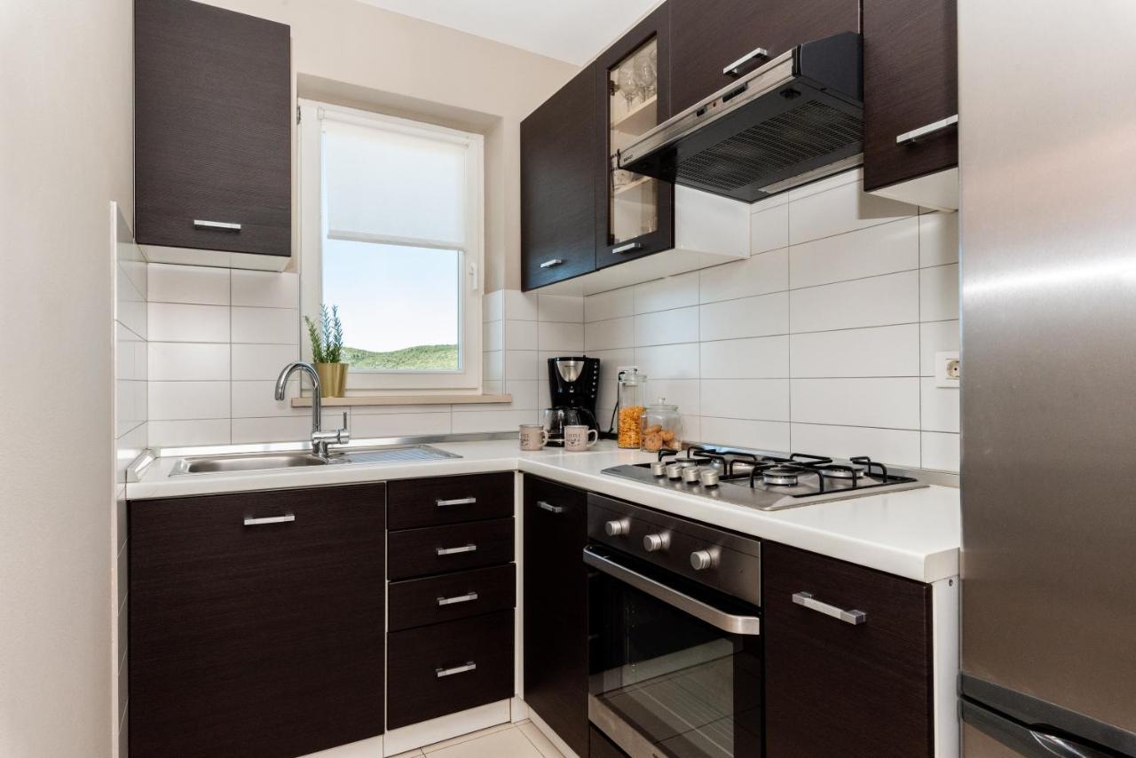 Apartment Cami -Stylish Apartment With A Beautiful Seaview Rabac Exteriör bild