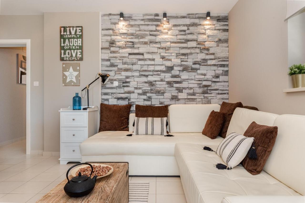 Apartment Cami -Stylish Apartment With A Beautiful Seaview Rabac Exteriör bild
