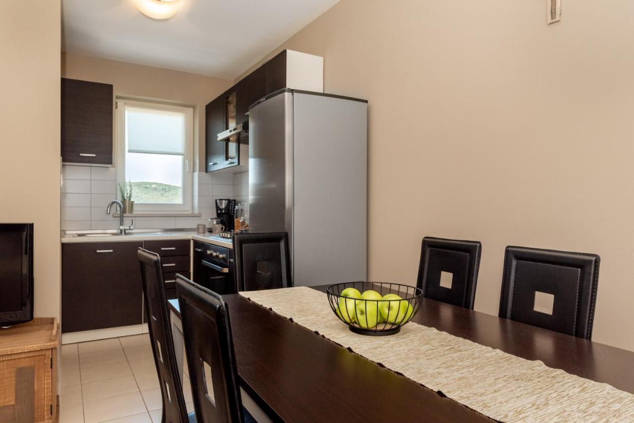 Apartment Cami -Stylish Apartment With A Beautiful Seaview Rabac Exteriör bild