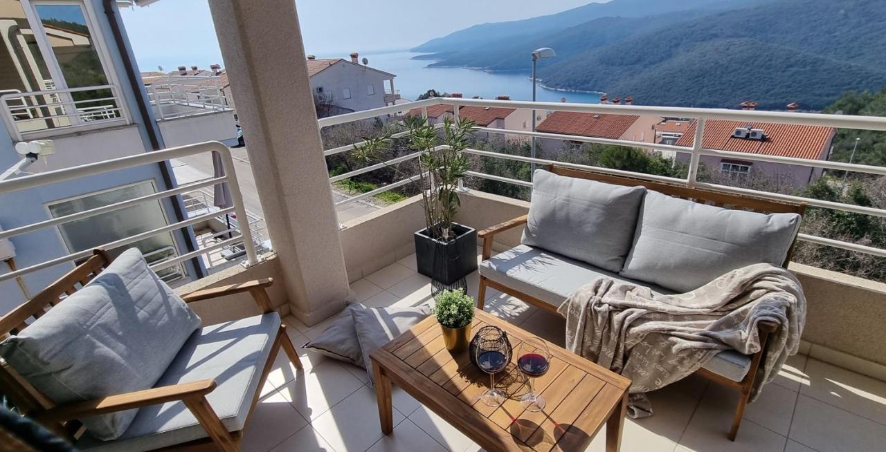 Apartment Cami -Stylish Apartment With A Beautiful Seaview Rabac Exteriör bild